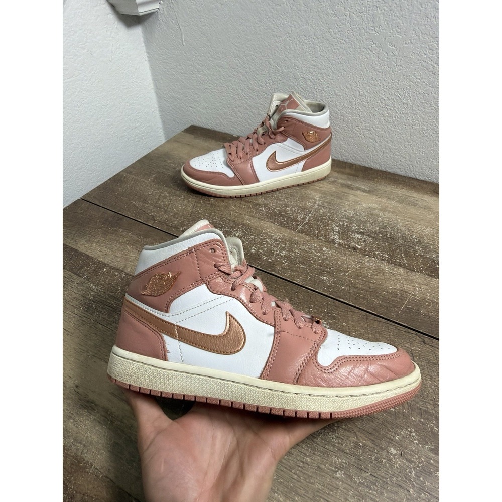 Nike Air Jordan 1 Mid Red Stardust Metallic Copper FB9892-670 Women's Size 8